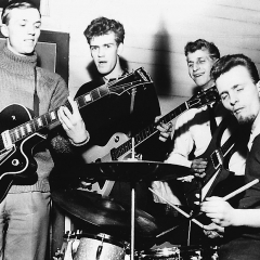 1958 Spotnicks Frazers 2 A