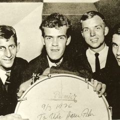 1964 Spotnicks Gruppenfoto mag (2)