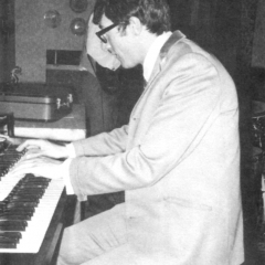1965 Spotnicks5