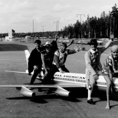 1966-Around-The-World_012