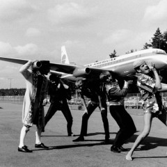 1966-Around-The-World_017
