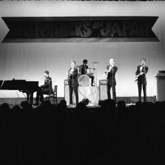 1967-12-68-02-Japan_025