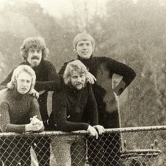 1970 Spotnicks 1 (2)