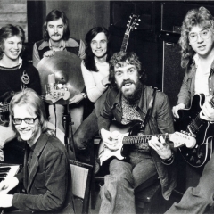 1974 01 Spotnicks