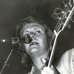 1974 09 Todde live 1 (2)
