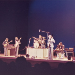 1974-11-75-02-Japan_007