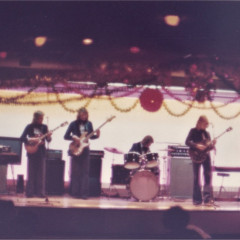 1974-11-75-02-Japan_013