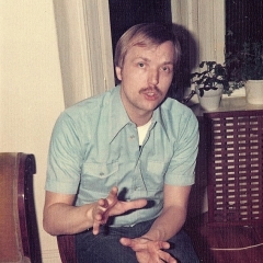 1975 Bob at home
