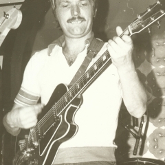 1976 11 Bob live