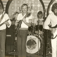 1976 11 Spotnicks original live