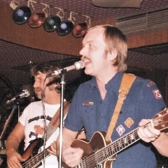 1976 11 Spotnicks original Bob Bjoern