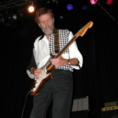 2001 06 Bo live 1