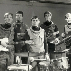 1965 (10)
