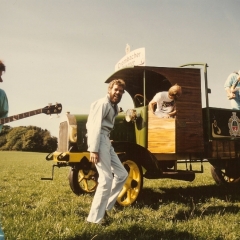 1983 (6)