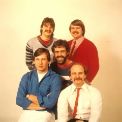 1983 (8)